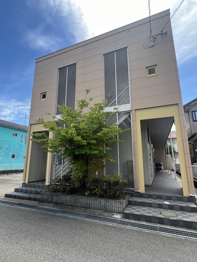 レオパレスプランドールⅡ 外観