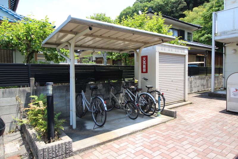 レオパレスシャルマン 共用部分