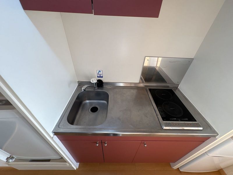 レオパレスサンクフルコート キッチン