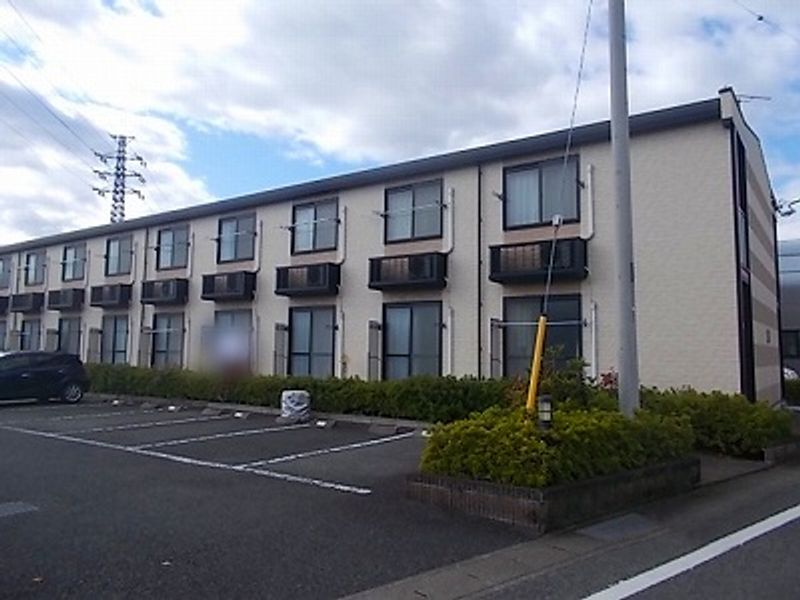 レオパレスソリッド 外観