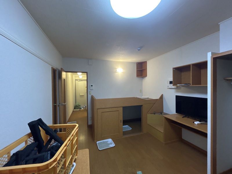 レオパレスブルーカナリア 居間