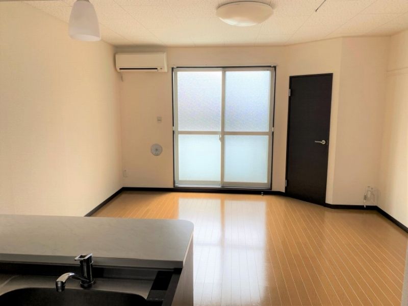 LEONEXT Cube Akashiro Living room