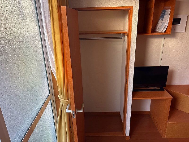 レオパレスシティーストーン 収納