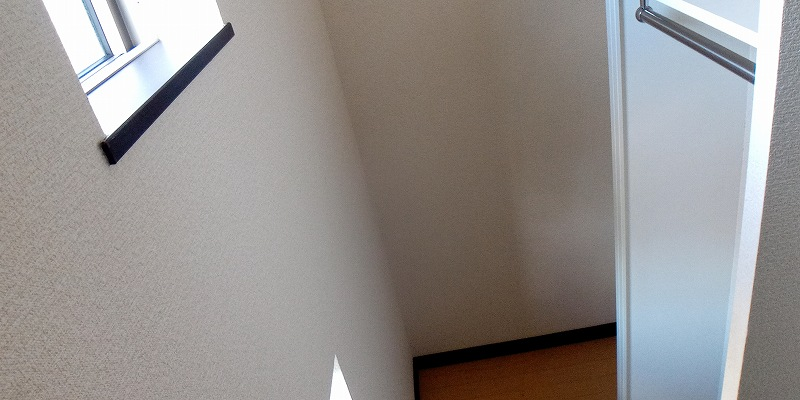 LEONEXT Fukuzumi Storage