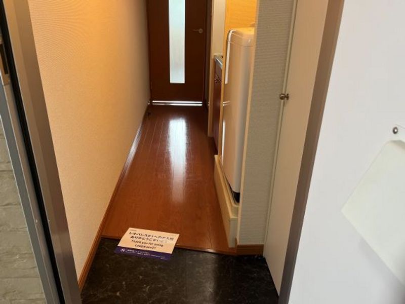 レオパレス高麓台 玄関