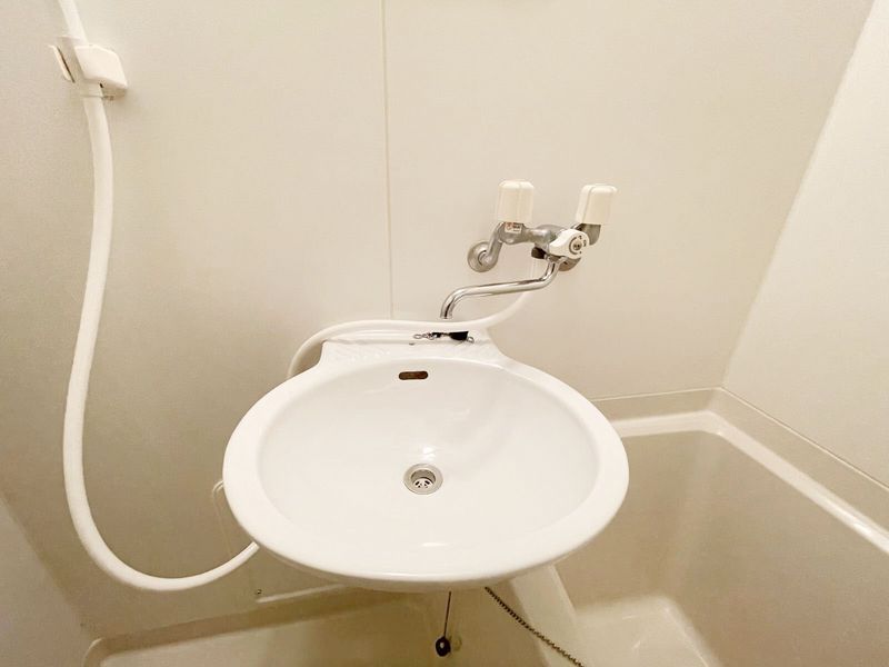 レオパレステルヌーラ彦根 洗面台