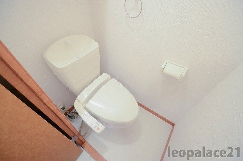 レオパレス水晶館Ⅱ トイレ