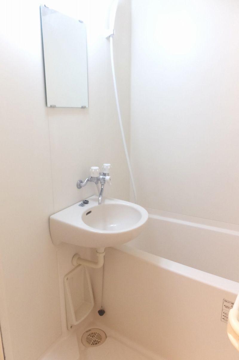 レオパレスアロマ赤坂Ⅰ 風呂