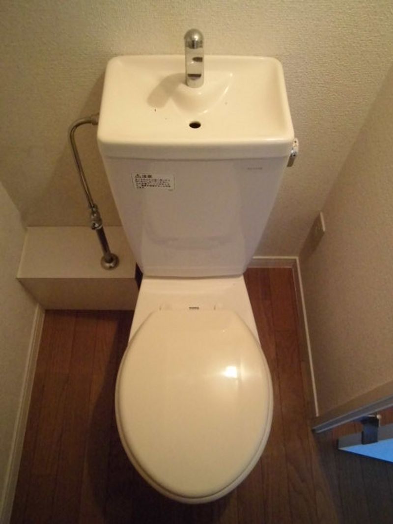 レオパレスサンテック トイレ