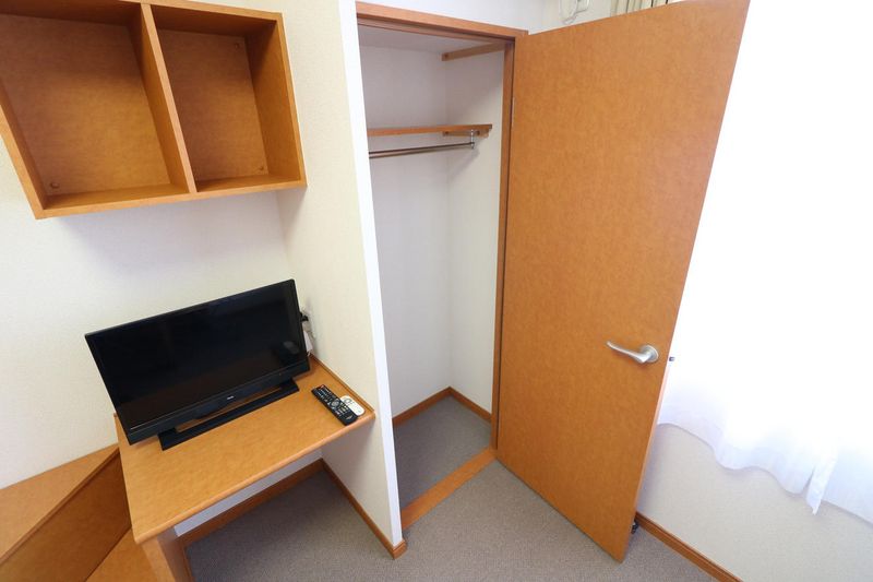 レオパレス茶山 収納