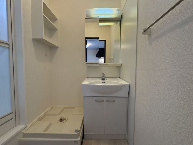 LEONEXT Morning Glory Sink