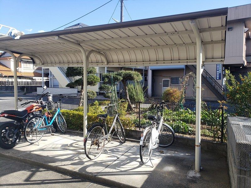 レオパレスシャトラン 共用部分