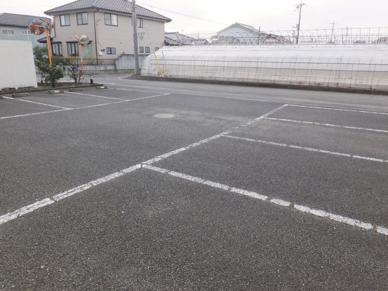 レオパレスＰｒｏｓｐｅｒｉｔｙ 駐車場
