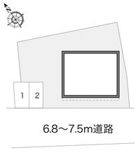 レオパレスパレスイズミ 駐車場