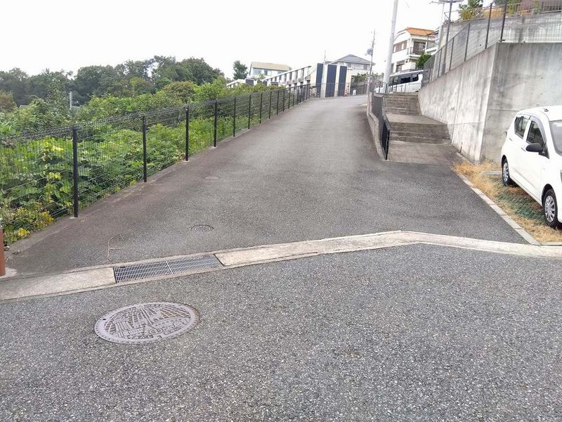 レオネクストディアベルジュⅠ 駐車場