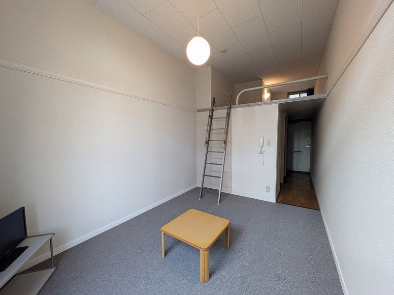 レオパレスＭａ　ｍａｉｓｏｎ 居間