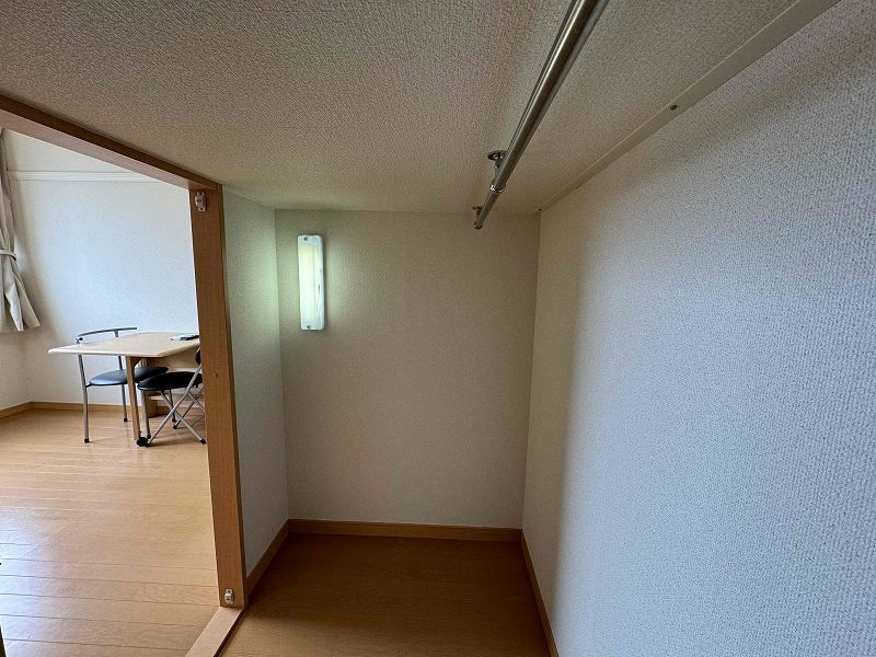 レオネクストアークセルシオ 収納