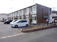 レオパレスＭＡＳＨＩＫＩ 駐車場