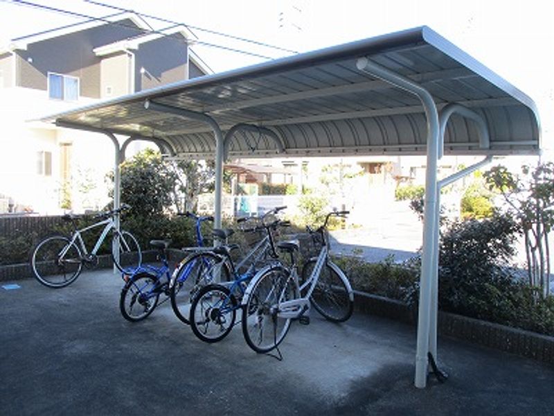 レオパレスカネエーズ松ヶ丘Ａ棟 共用部分