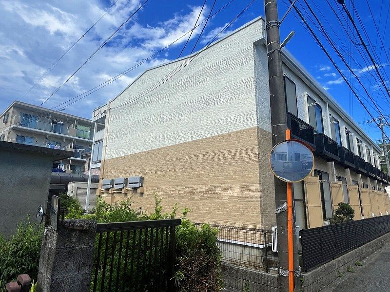 レオパレスクレスト 外観