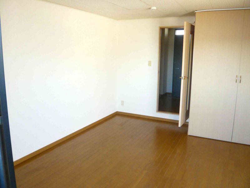 レオパレスサクセスⅠ 居間