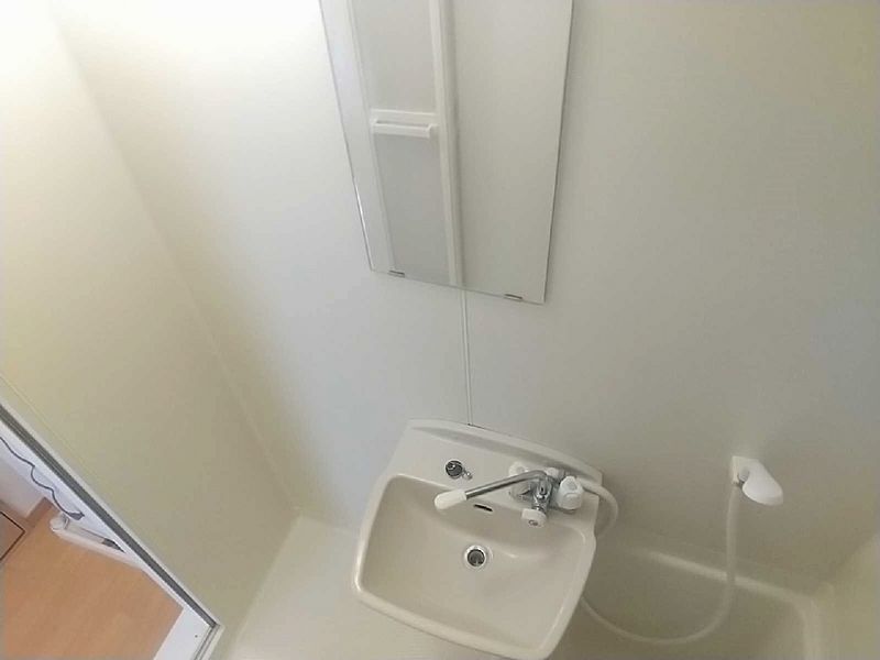 レオパレスイーグルⅢ 洗面台