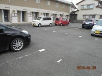 レオパレスＳＯＬＵＴＩＯＮＳⅢ 駐車場