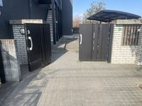 leopalace Hanamizuki Entrance