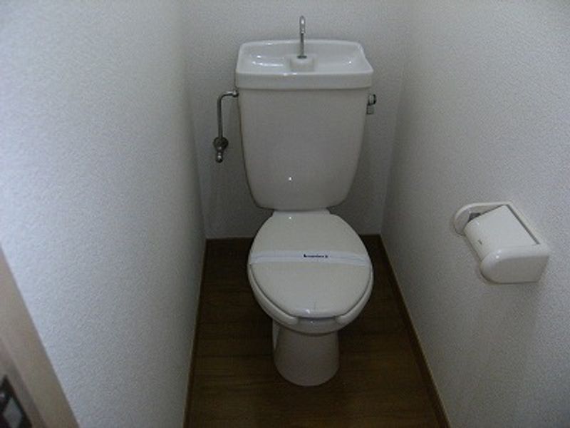 レオパレス輝石 トイレ