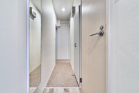 アルク室岡 玄関