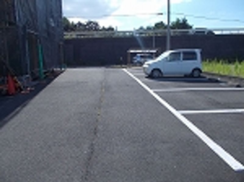 レオパレス古川 駐車場