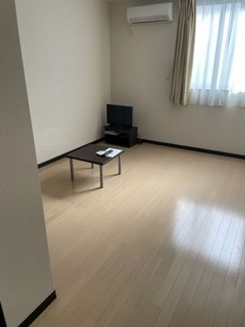 レオネクストエイト 居間