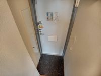レオパレス長池 玄関