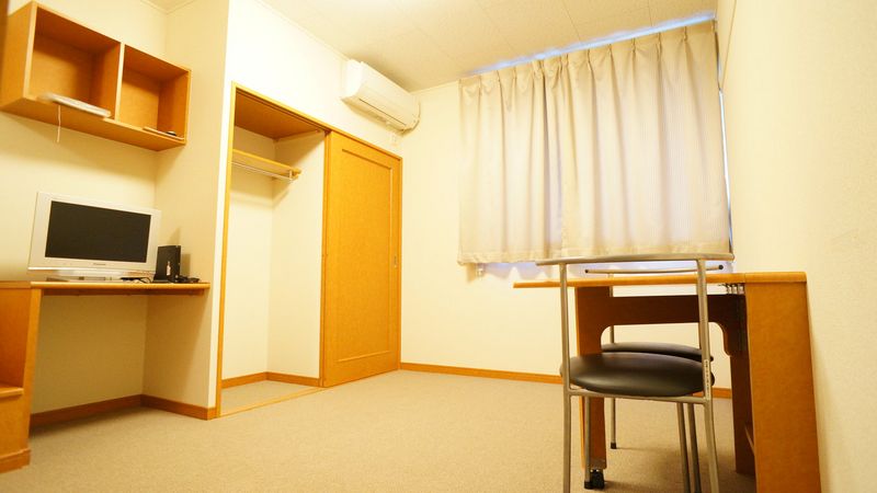 レオパレスむとべ 居間