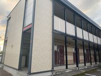 レオパレス西部 玄関