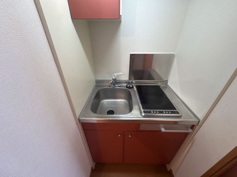 レオパレスコンフィアンス キッチン