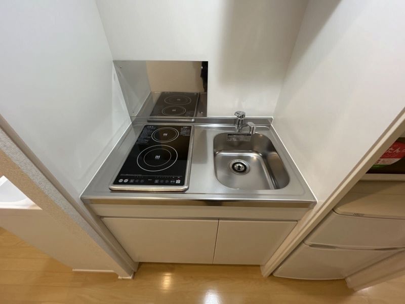 レオパレスウイングコートヤチヨ キッチン