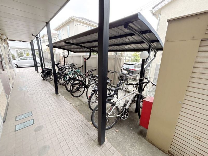 leopalace YANASE Shared spaces