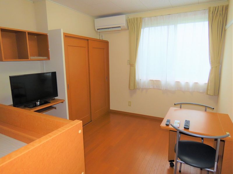 leopalace Cornilo Living room