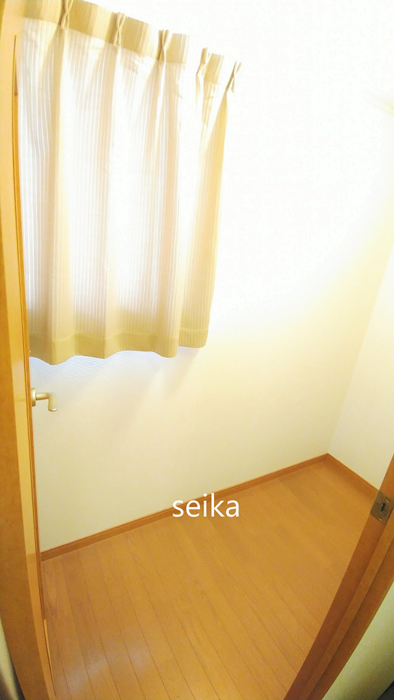 レオパレスウィステリア 居間