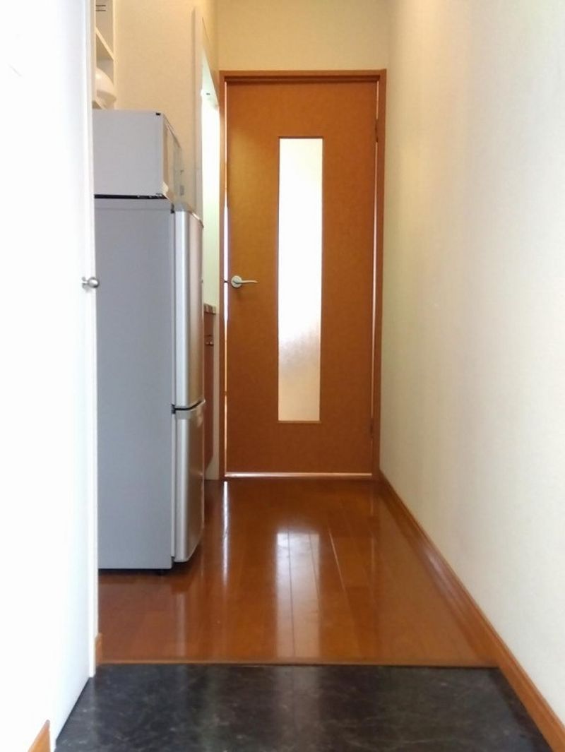 レオパレスフリューゲルⅡ 玄関