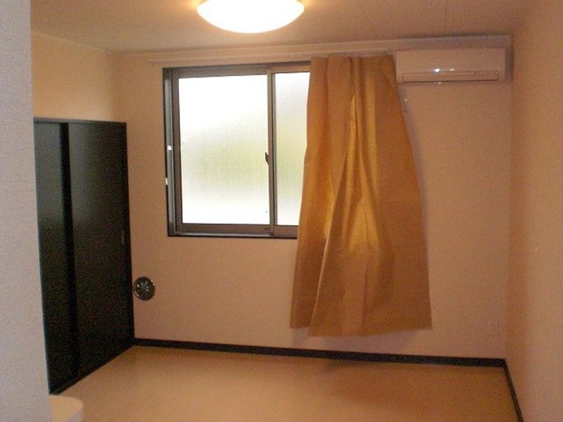 レオネクスト飯野桜ヶ丘 居間