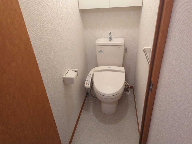 レオパレスコスモスカイⅡ トイレ