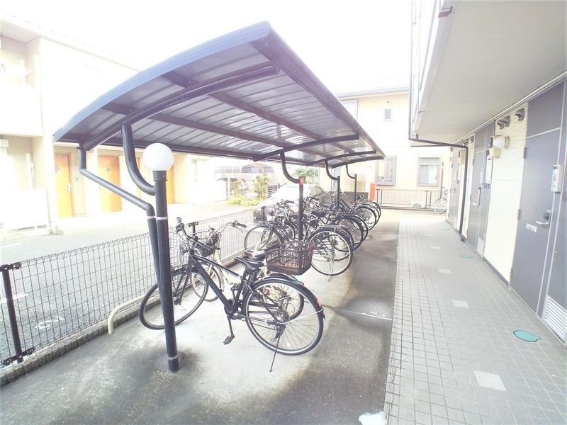 レオパレスヴァンメルベーユ 共用部分