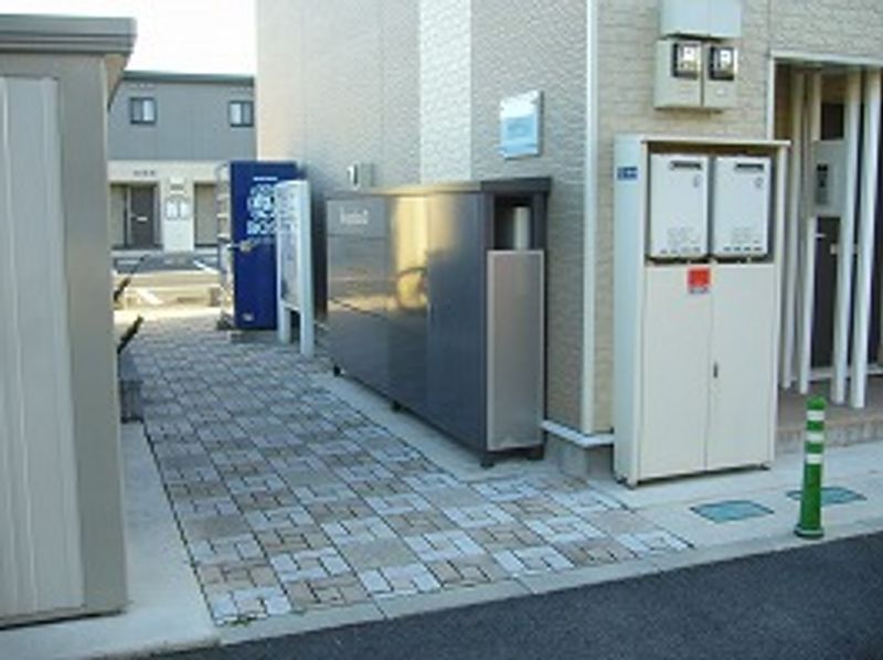 レオパレスメゾンＴ　Ｃ エントランス