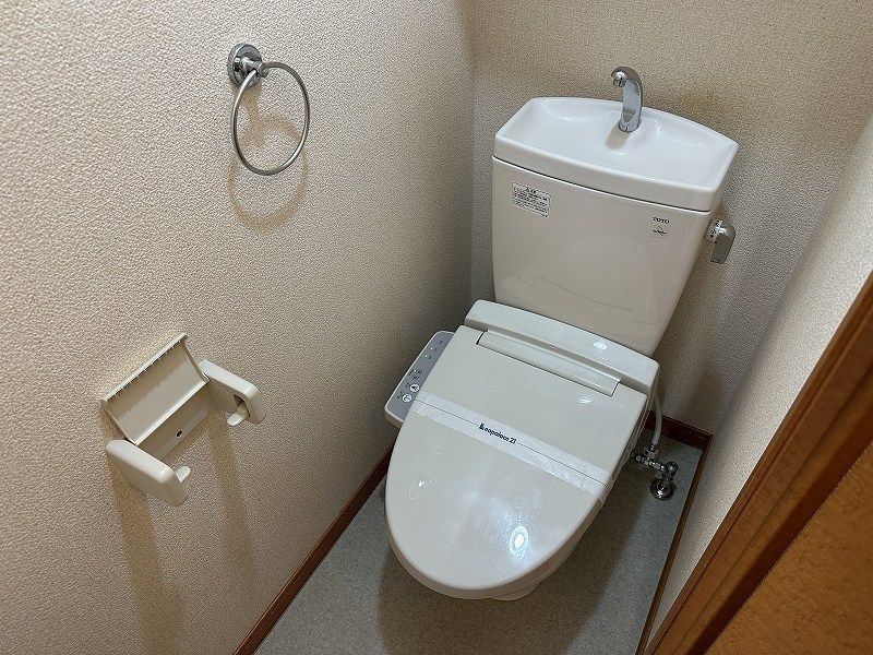 レオパレス陽菜ハイツ トイレ