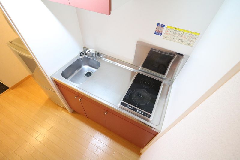 レオパレスエヌリバー キッチン