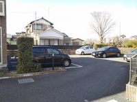 レオパレスマシューⅠ 駐車場