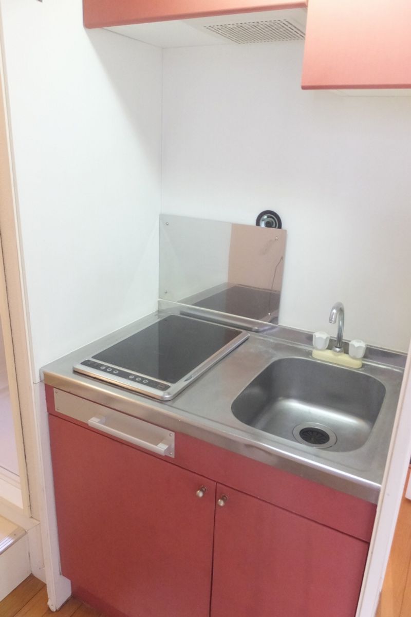 leopalace Oasis Kitchen