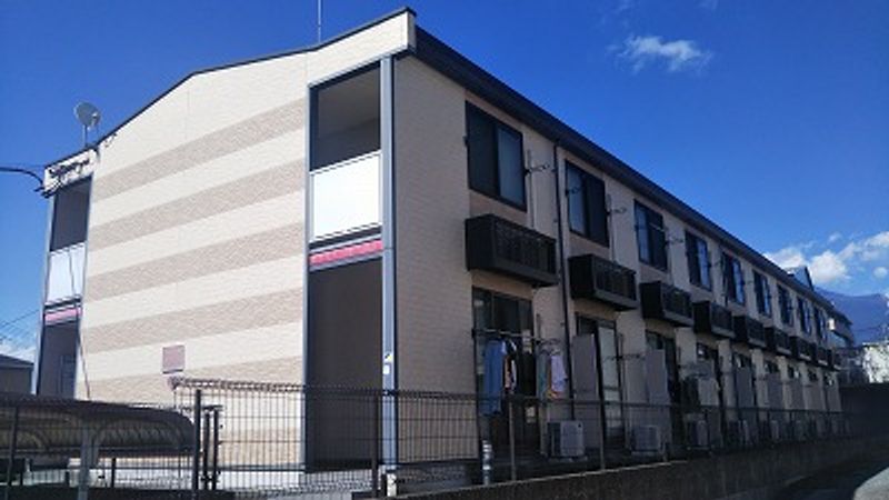 レオパレス三園平 外観